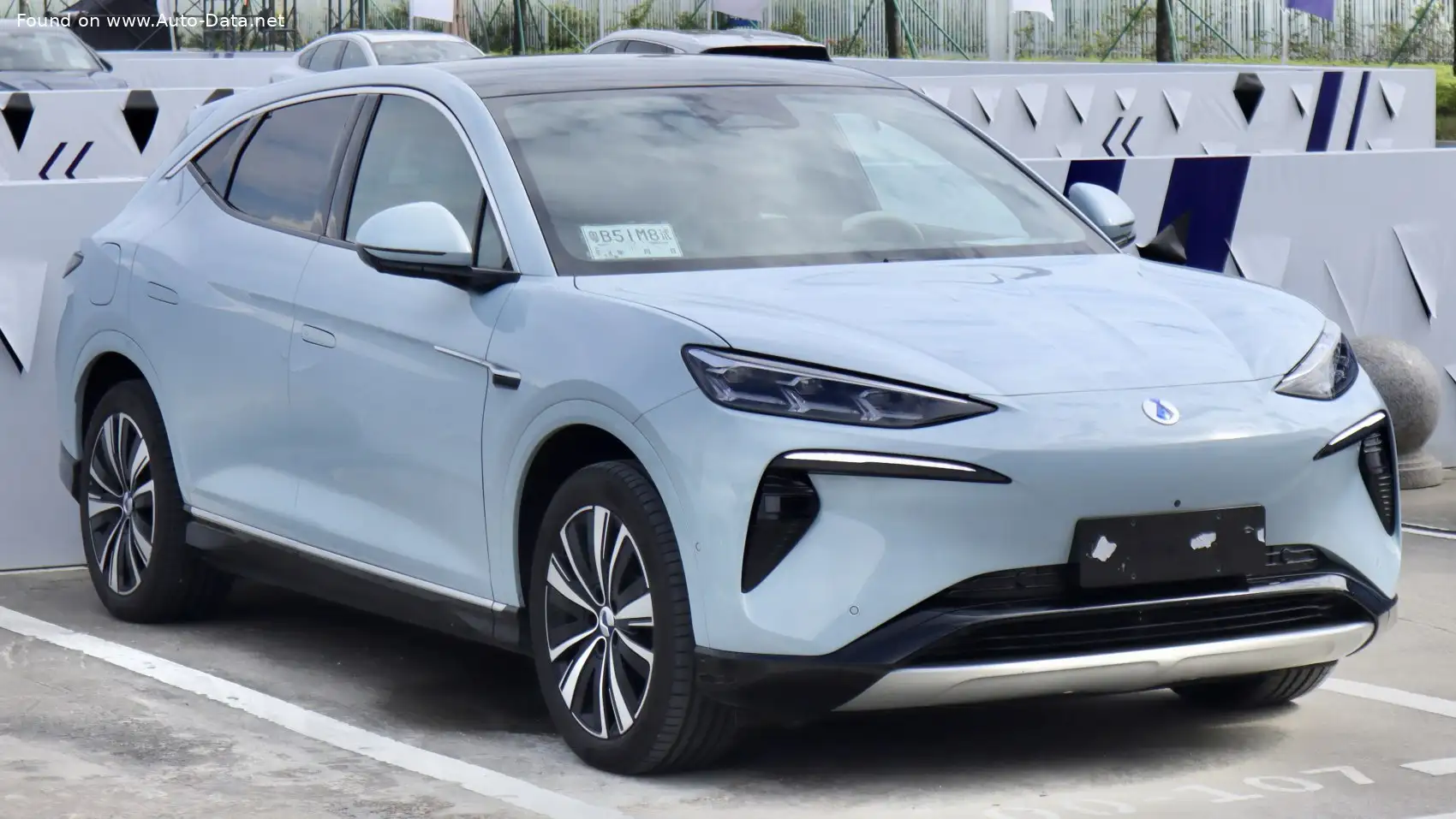Rezension: 2024 Denza N7 (Facelift 2024) 71.8 kWh (231 PS) Elektro